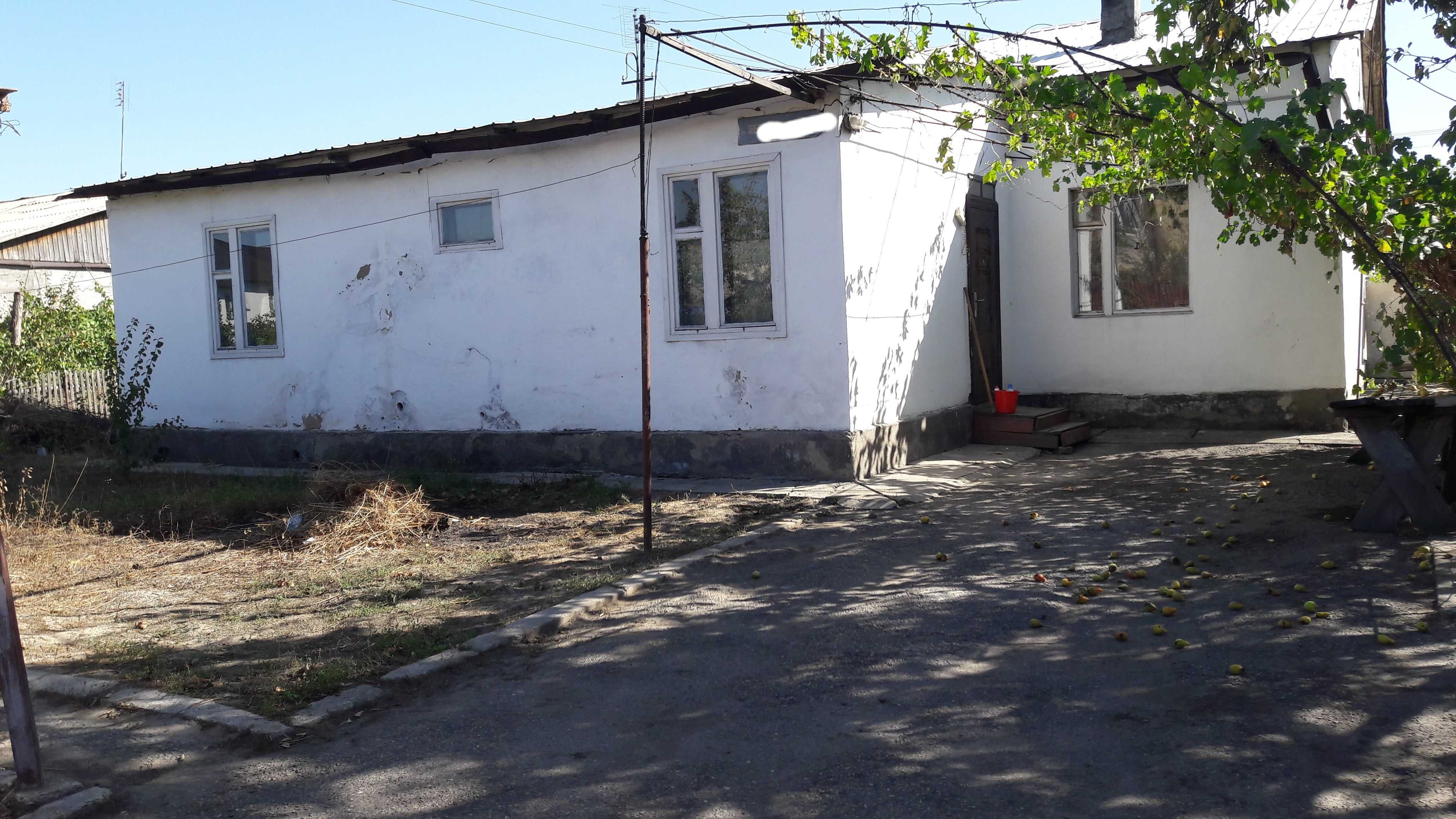 Продам дом в Восточном мкр.