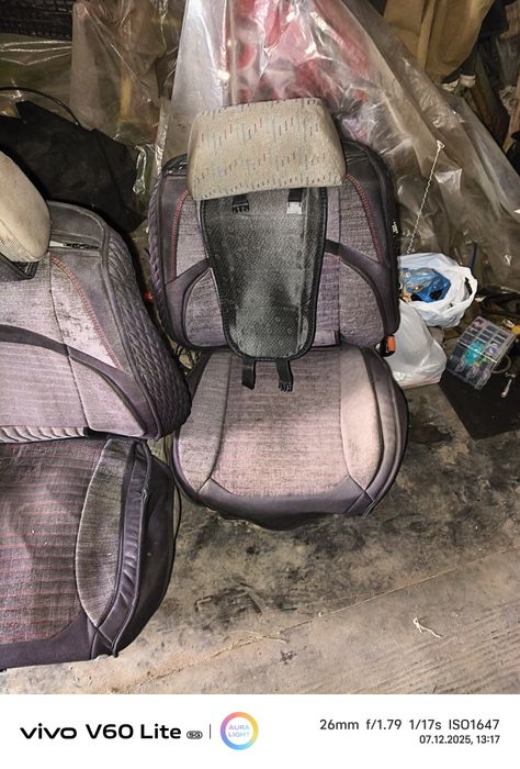 Продам комплект кресел Golf-3.