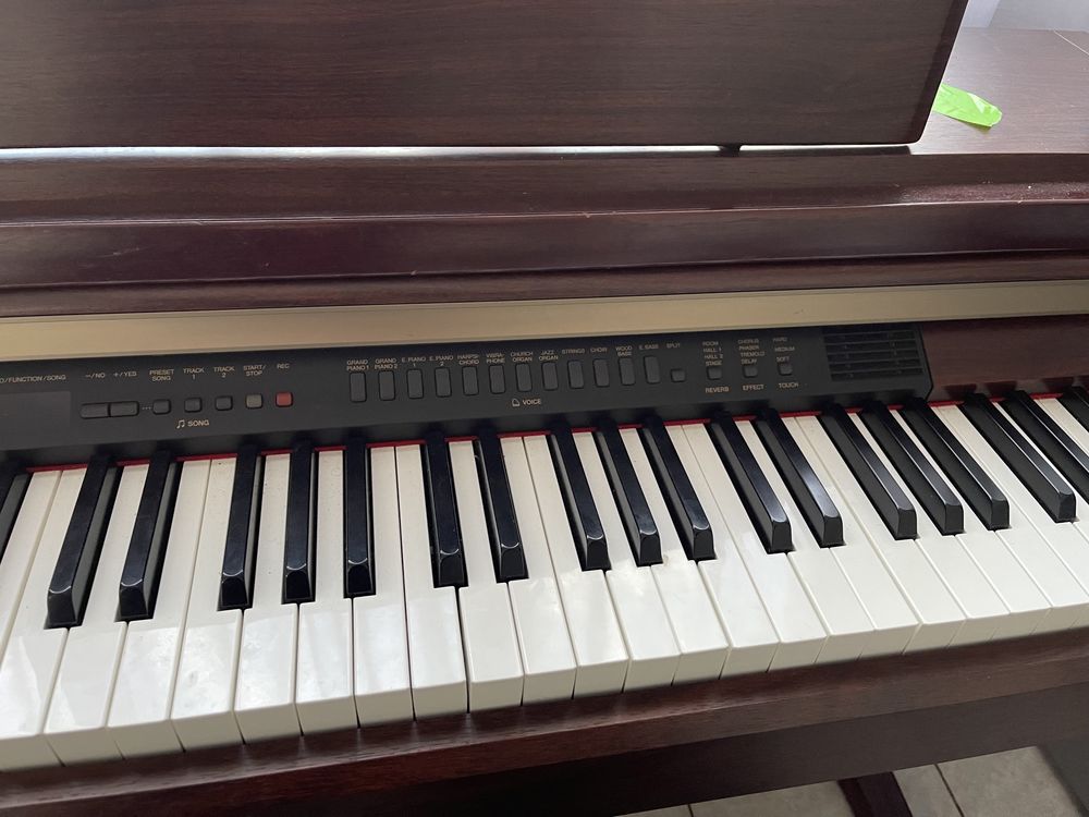 Pian yamaha clavinova clp950