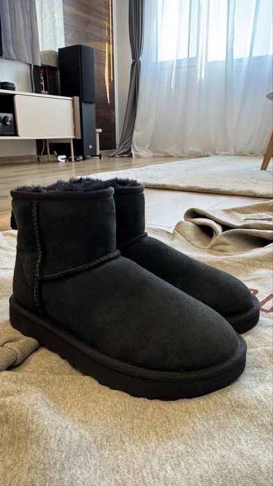 Оригинален UGG Classic Mini Ld00 Black 36