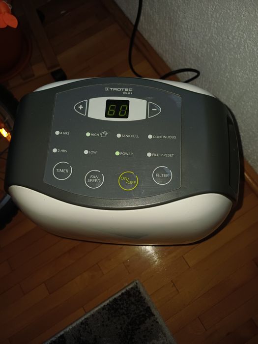 Dezumidificator casnic TROTEC TTK 40 E,