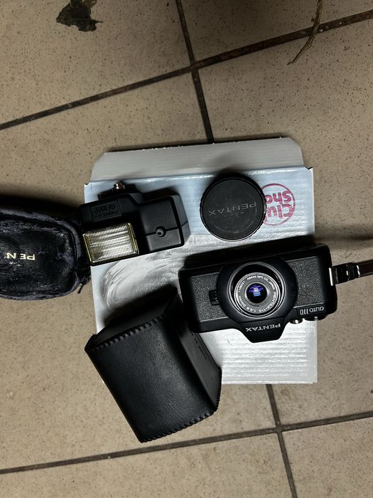 Vând Set Cameră Foto Pentax Auto 110 - Stare Excelentă