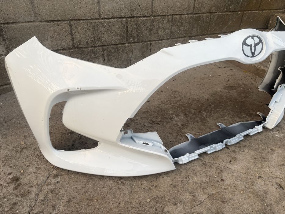 Предна броня за Тойота Ярис 4 / Toyota Yaris IV
