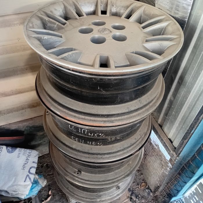 На Chrysler 300c R17 оригинал