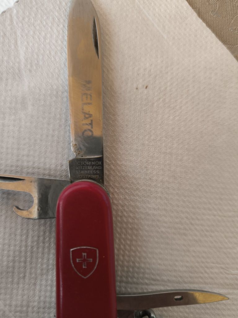 Victorinox Швейцарско ножче