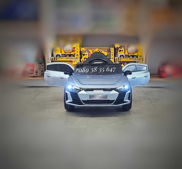 НОВО!Акумулаторна кола AUDI RS E-TRON GT с 12V,МЕКИ ГУМИ,металик,USB