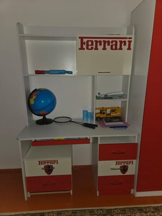 Детский гарнитур сатылады
