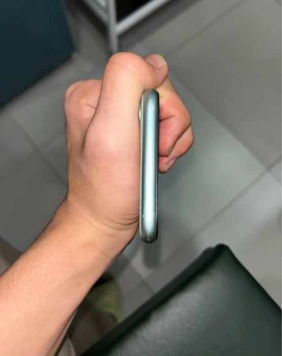 IPhone 11 128 gb 2ta simkartali