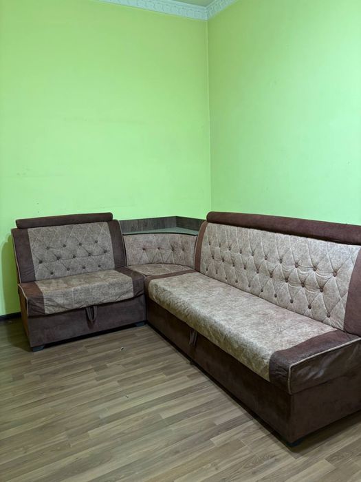 Уголок диван