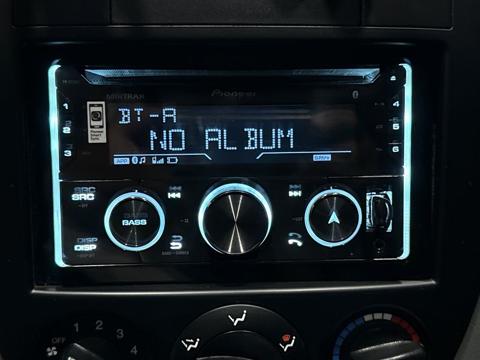 Pioneer 725  holati yaxshi