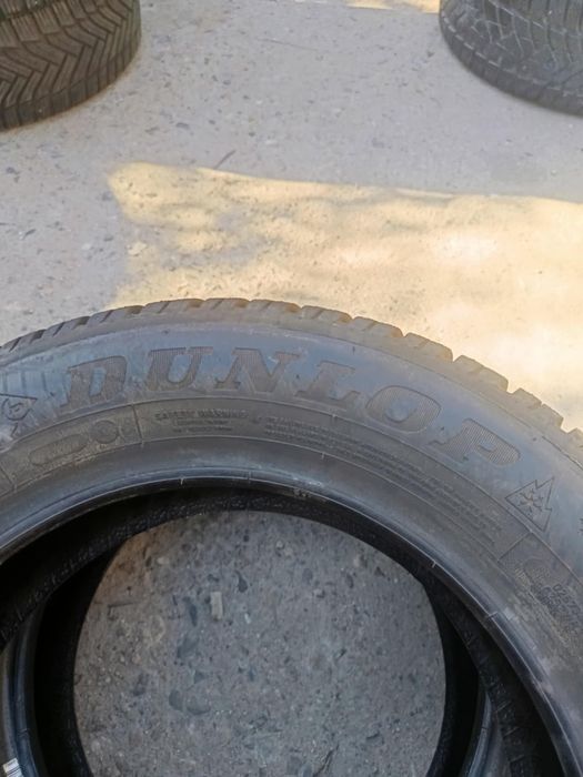 185/60/17 2броя Dunwop Winter Response2.Гумите са чисто нови.