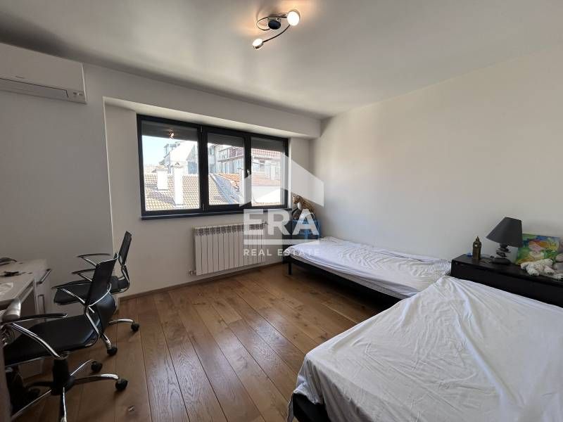 Продава се Тристаен апартамент в Варна, Колхозен пазар - 94 кв.м за 2756 €/кв.м - Снимка #5