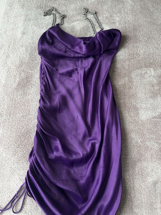 Рокля на Zara с акцент