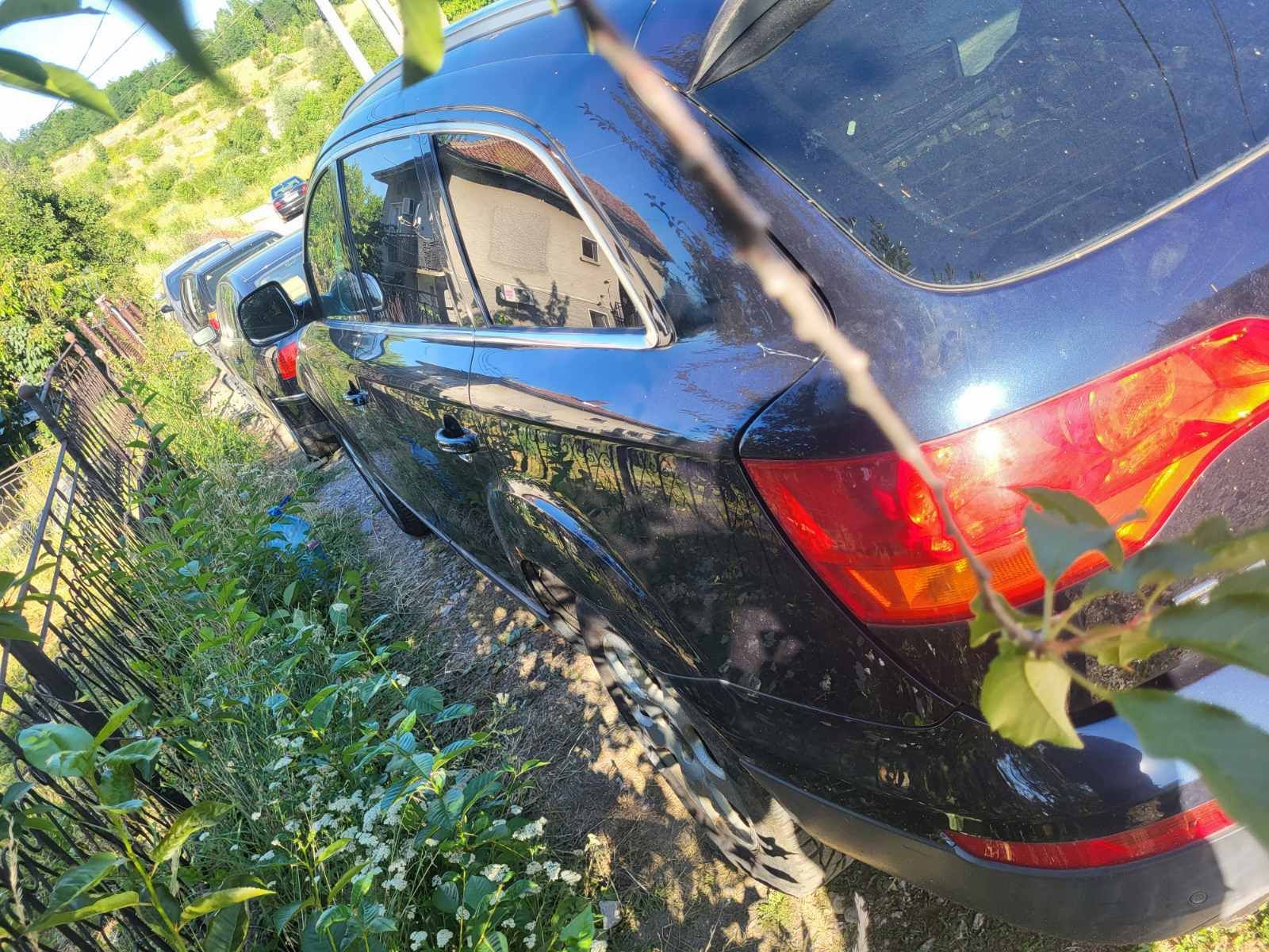 Продавам Audi q7 ,3.0d на части