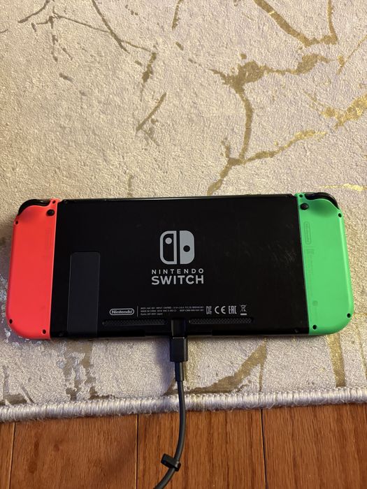 Nintendo switch с 6 игри