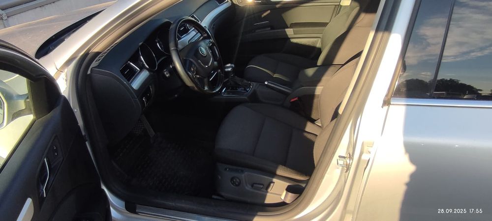 Vând Skoda Superb 2