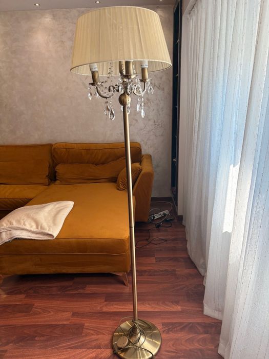 Lampa mobexpert aurie