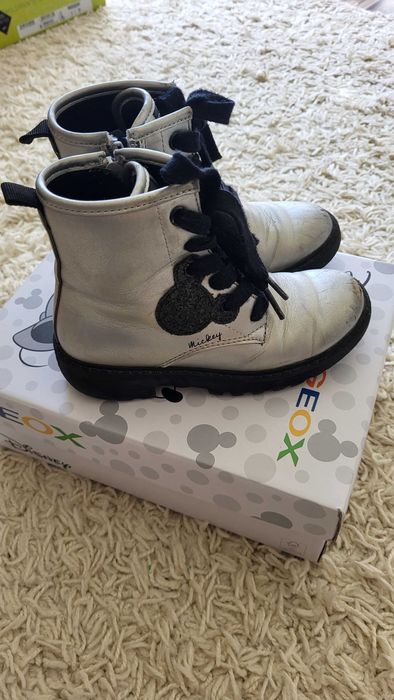 Ghete pentru fetite Geox Trappers, numar 29