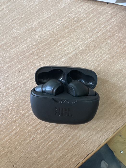 Слушалки jbl wave beam с гаранция до 1.25.2026
