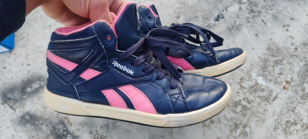 Adidasi copii fete reebok marime 33 stare f buna , nu nike puma jordan