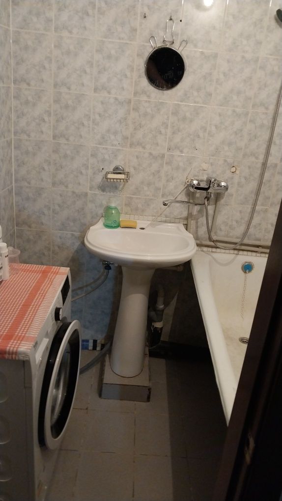 Продам 4х комн квартиру