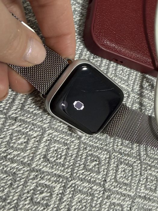 Iphone 13 , 258 , ceas apple SE 40 mm.