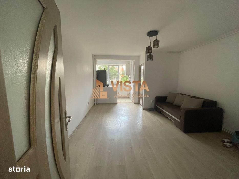 Garsoniera renovata in Astra, Brasov