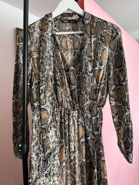 Rochie Zara office snake print S/M noua satinata