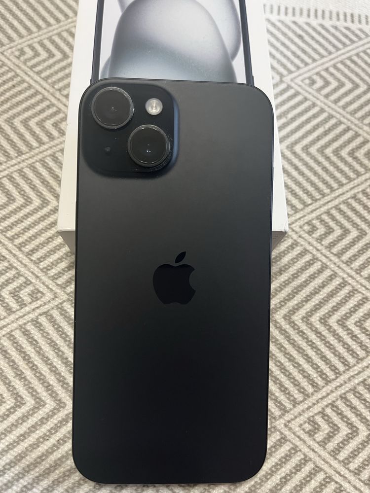 Iphone 15/ 128 ГБ! Като нов!