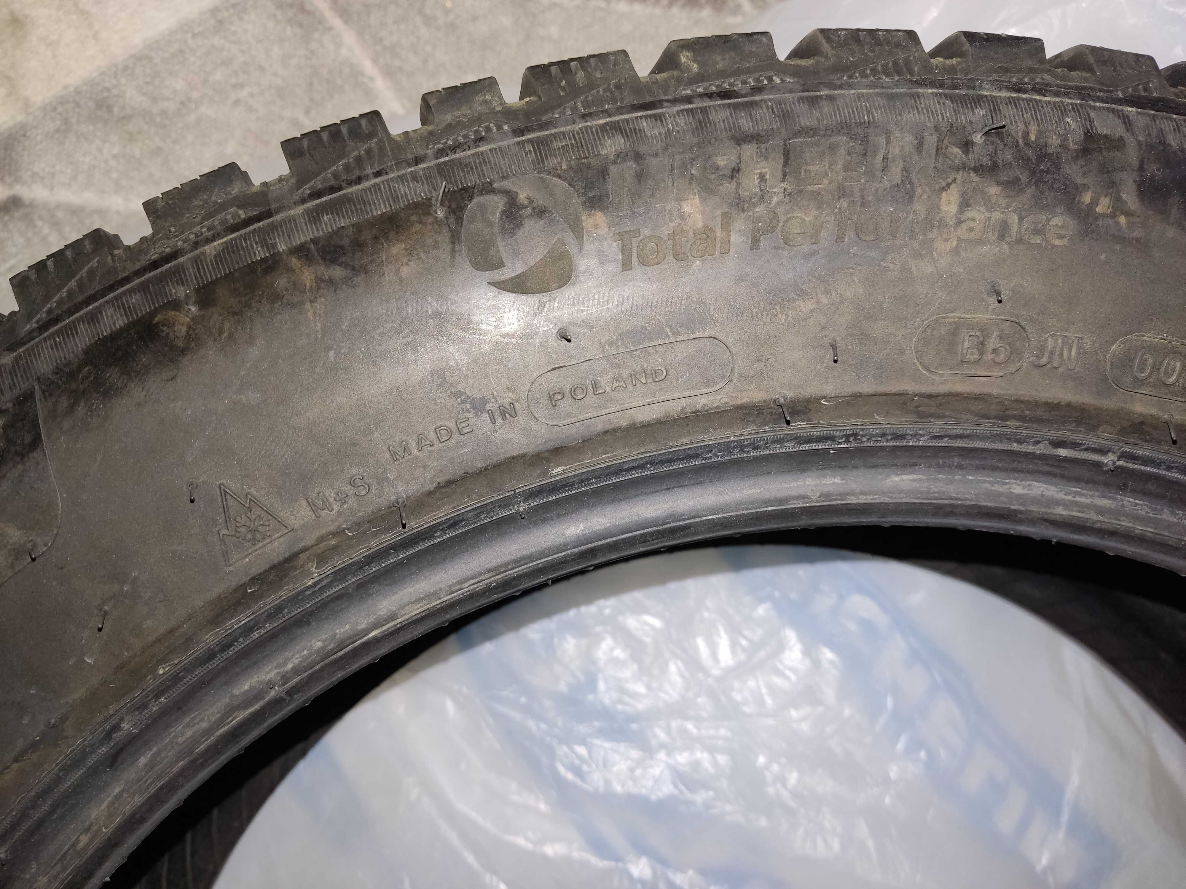 Шины зимние Michelin шипованные