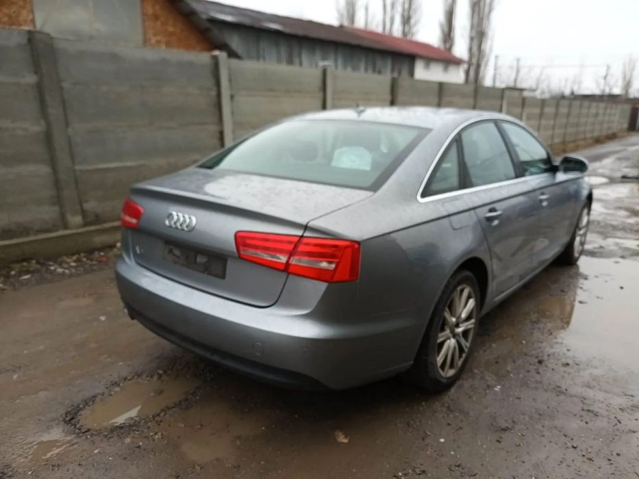 Capota spate/Bara spate/Stop stanga-dreapta spate/Armatura bara Audi A6 C7 berlina