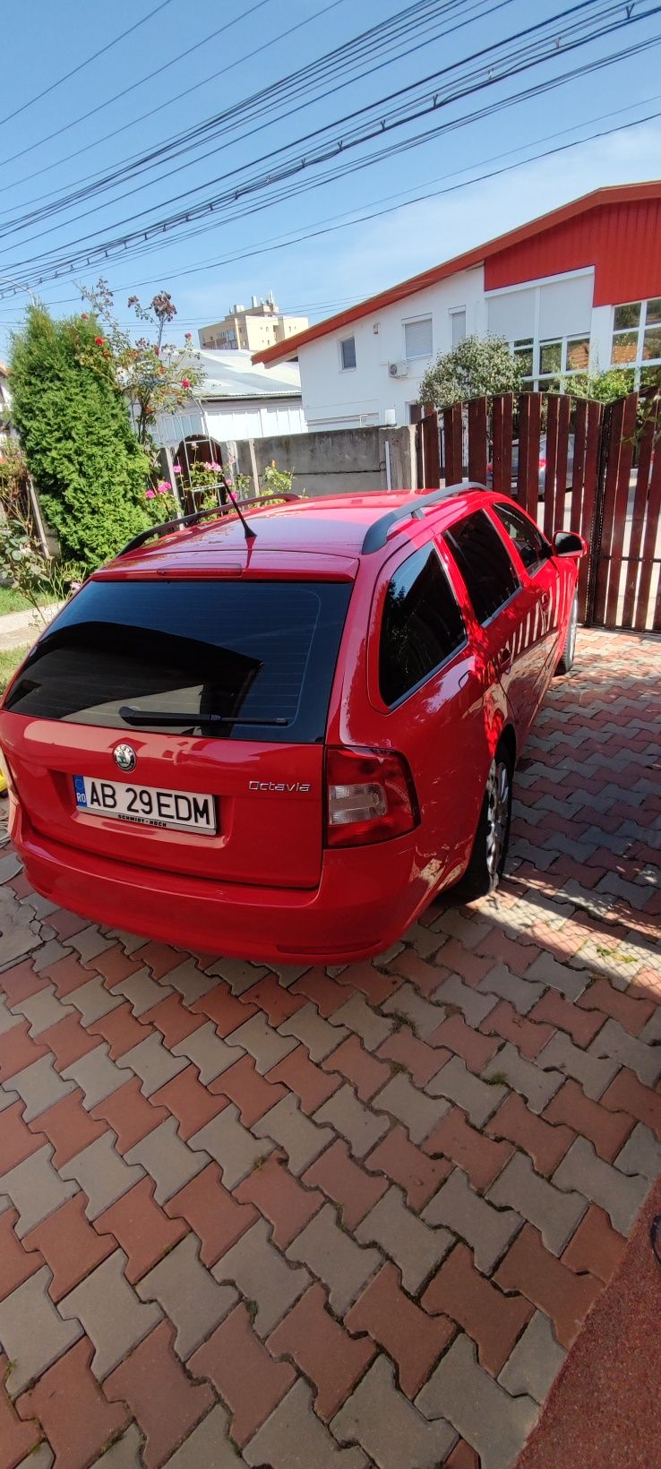 Vând Skoda Octavia 2 Facelift