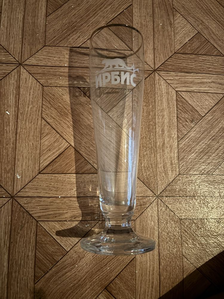 Пивные кружки.