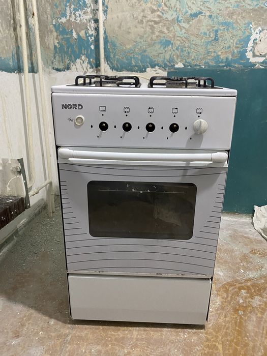 Продам газ плиту