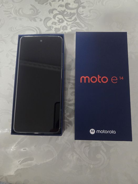 Motorola e14 2/64 Новый