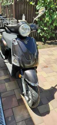 scuter/moped 49 cm3