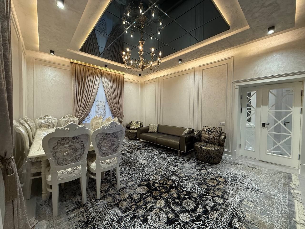 Продаётся 85м2 3х комнатная новостройка на 1-этаж Согдиана Family park