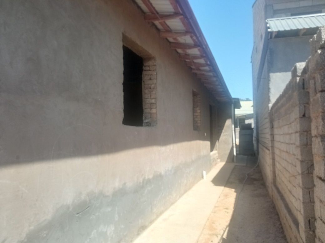 Uchastka sotiladi