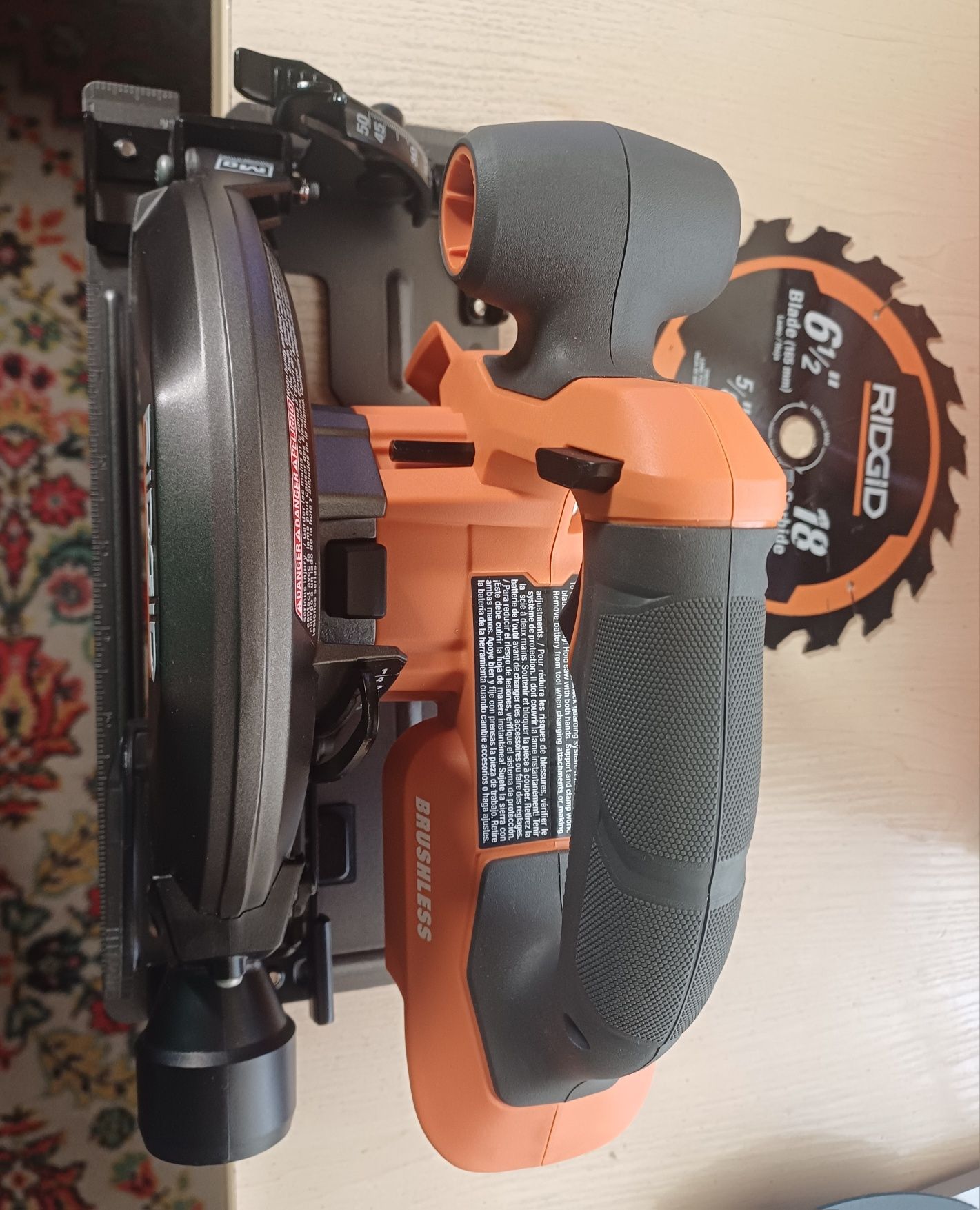 Пчёлка аккумуляторная RidGid (AEG BKS C2) на 165 диск