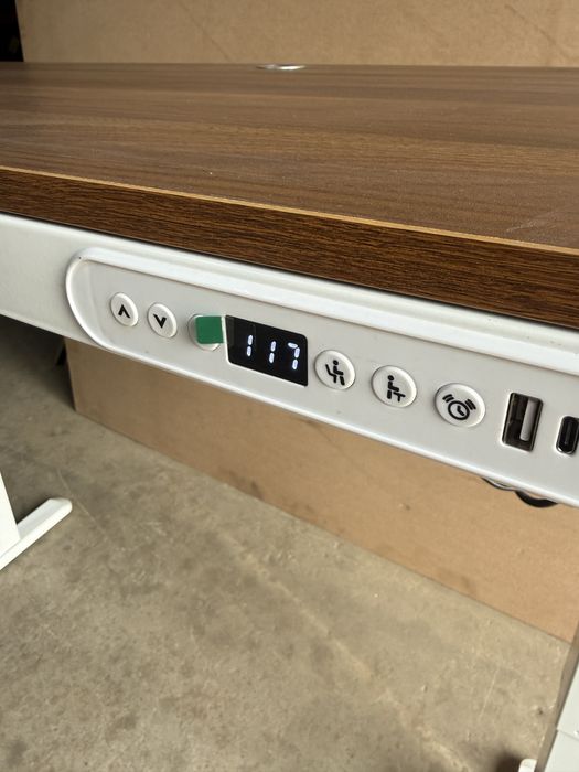 Mexanizimli kompyuter stoli — 140×60 sm