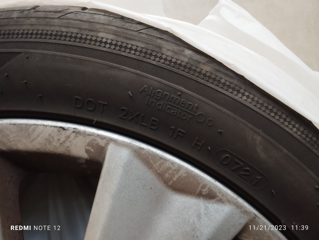 Джанти с летни гуми Hankook 205/50/17