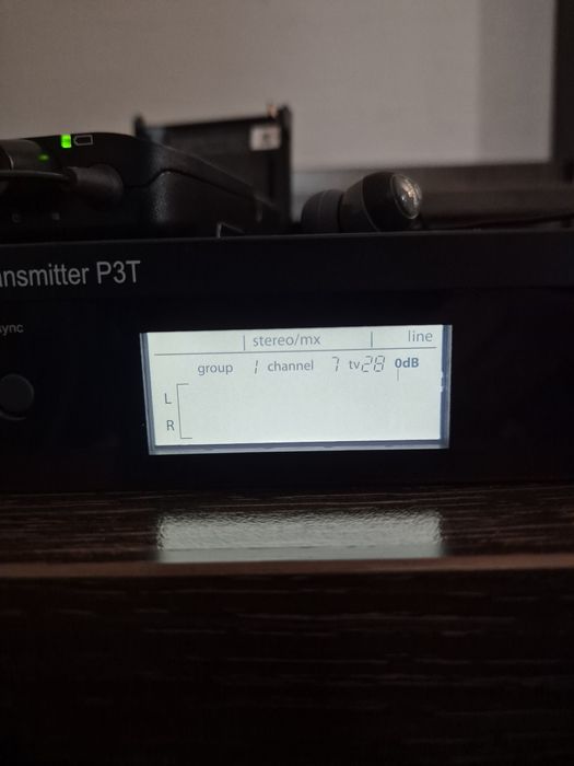 SHURE PSM300 PЗTЕRA112TW-KЗЕ дигитална мониторинг система със с