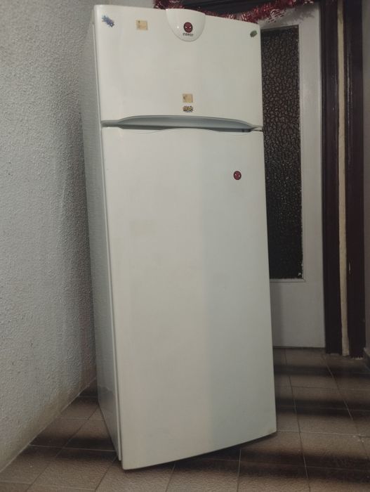 Хладилник INDESIT