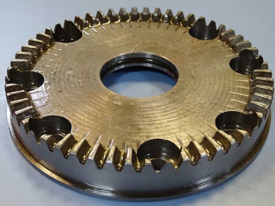 Зъбен съединител за хидрокопирен струг TGC-8