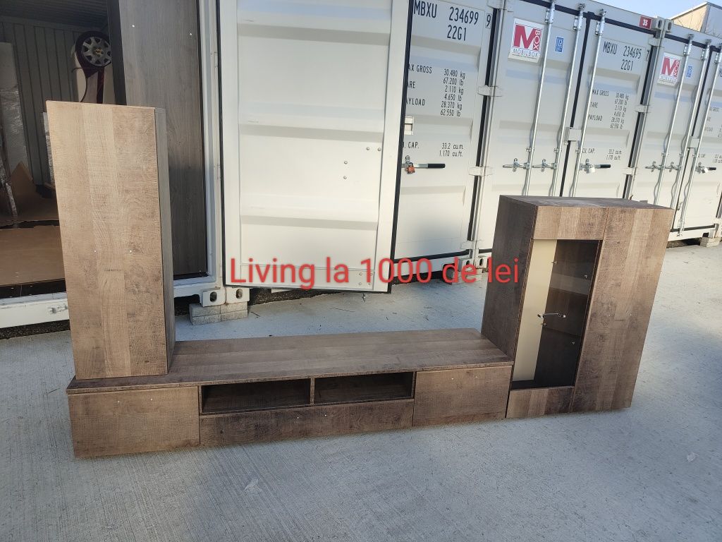 Diferite piese de mobilier noi din magazin