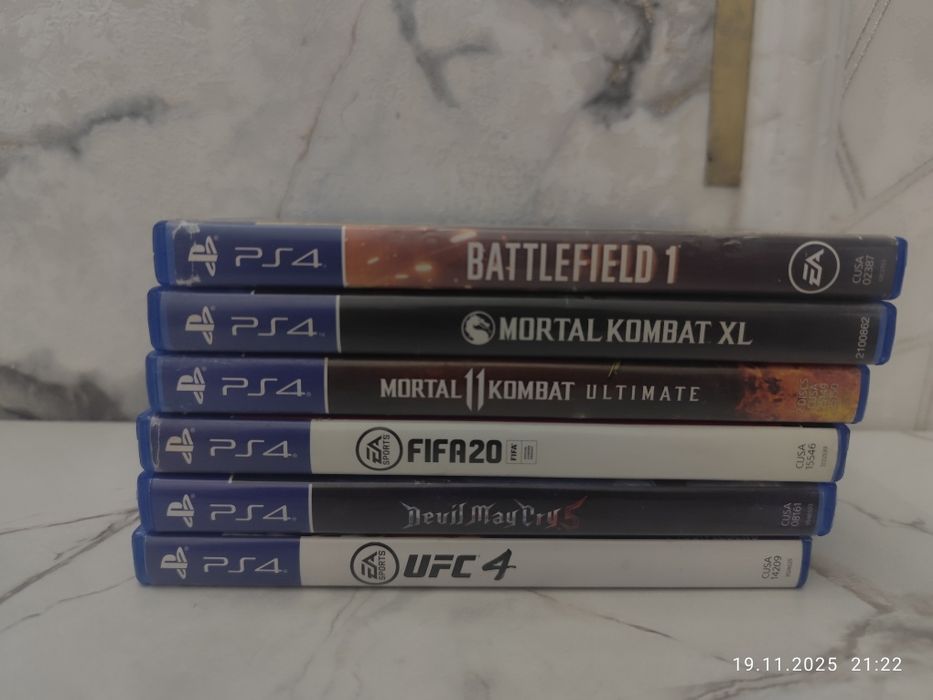 Пс4 с 6 играми СРОЧНО