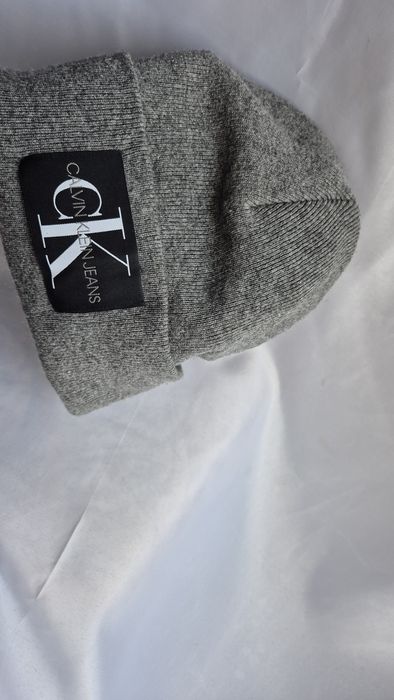 Caciula Calvin Klein originala