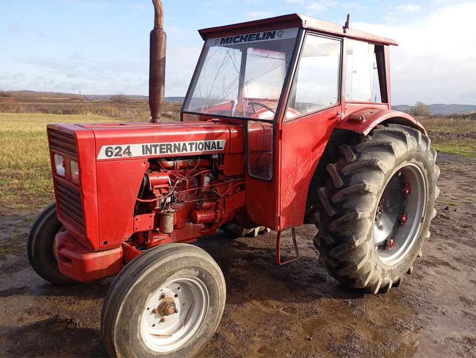 Vand tractor International 624