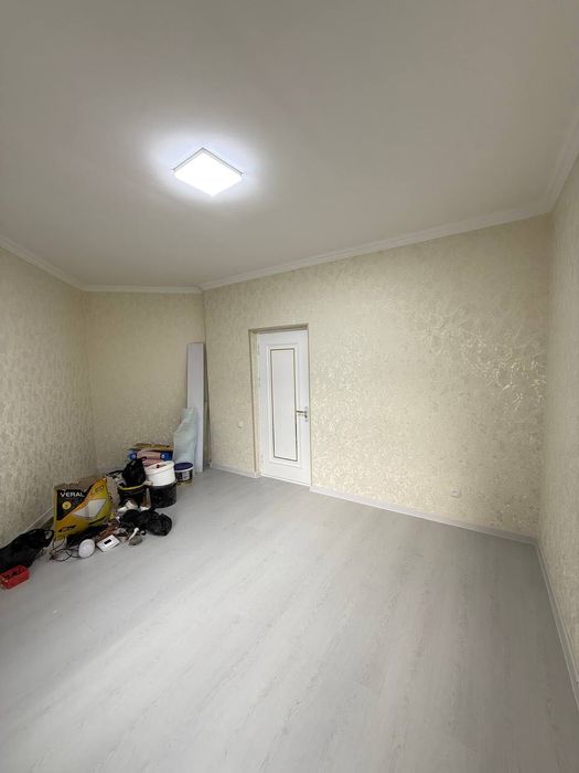 ЖК Азия Хаус Новостройке продаю квартиру свежим ремонтом  2/3/8  59м2