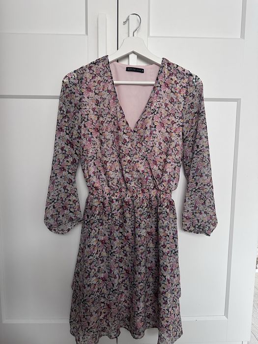 Продавам роклички Зара и Мохито